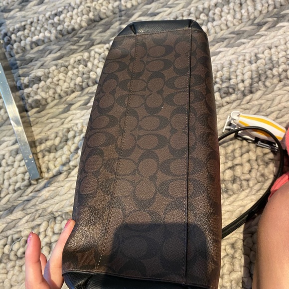 Coach handbag/ crossbody - Picture 9 of 10